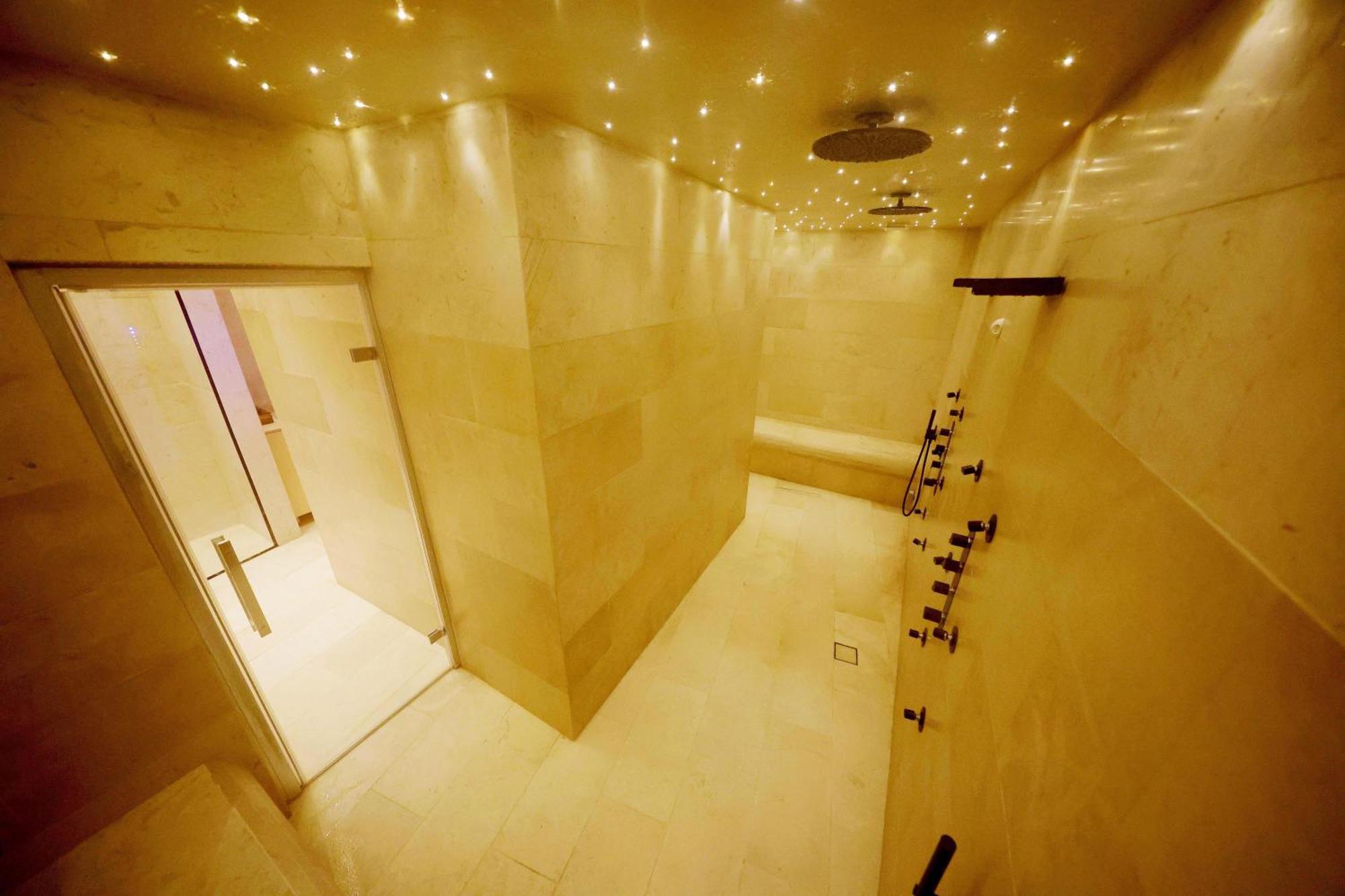 Casa Nostra Luxury Suites & Spa Palermo Bagian luar foto